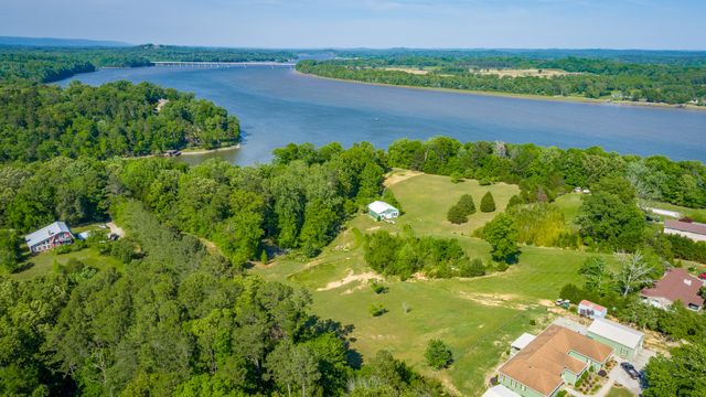 16660 N Star Cir, Bakewell, TN 37373