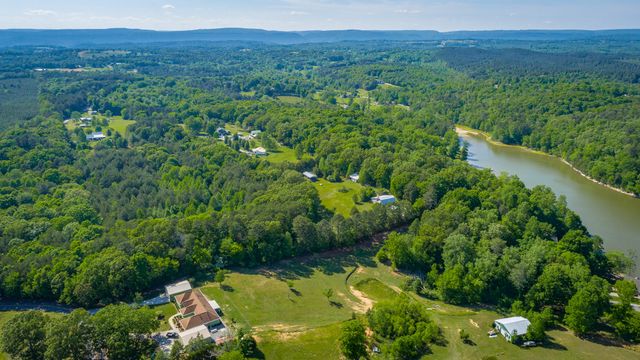16660 N Star Cir, Bakewell, TN 37373