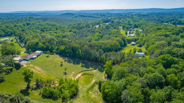 16660 N Star Cir, Bakewell, TN 37373