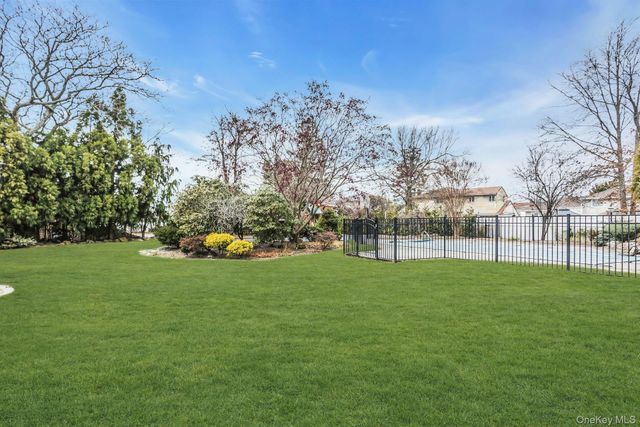 1815 Cynthia Lane, Merrick, NY 11566