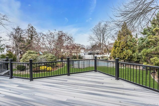 1815 Cynthia Lane, Merrick, NY 11566