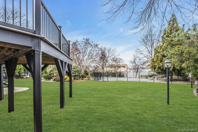 1815 Cynthia Lane, Merrick, NY 11566