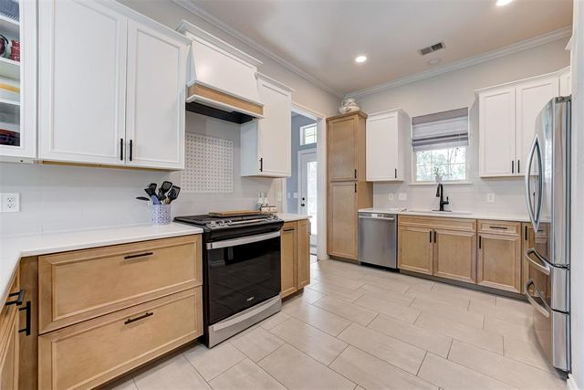 3500 Stratford Place, Moore, OK 73160