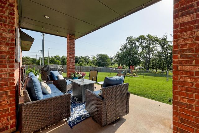 3500 Stratford Place, Moore, OK 73160