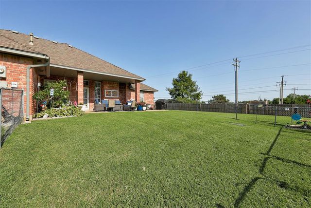 3500 Stratford Place, Moore, OK 73160