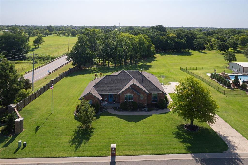 3500 Stratford Place, Moore, OK 73160