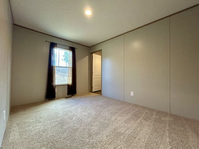 443 Sickler Rd, Hohenwald, TN 38462