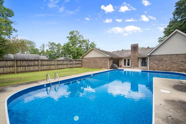 120 Lakewood Ave, Denham Springs, LA 70726