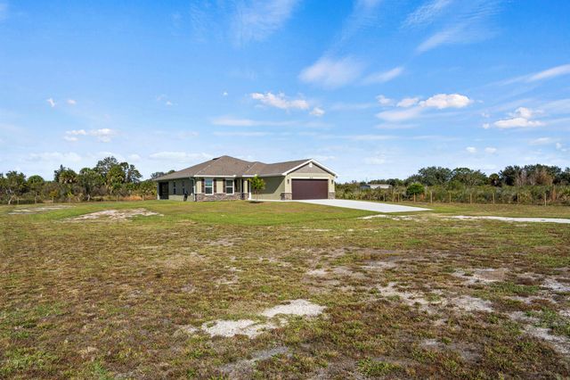 18779 NW 268th Street, Okeechobee, FL 34972