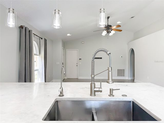 119 GLEASON COVE, Sanford, FL 32773