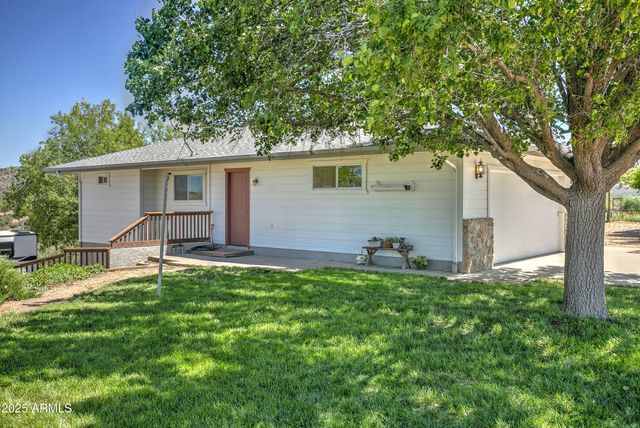 11800 W FADED WHISTLE Road, Skull Valley, AZ 86338