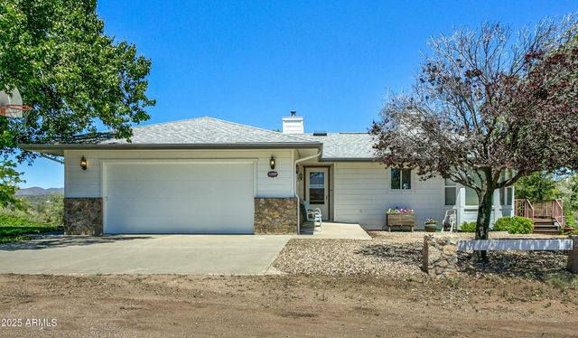 11800 W FADED WHISTLE Road, Skull Valley, AZ 86338