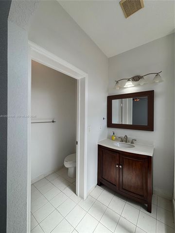 4931 N Harbor Isles Drive 203, Dania Beach, FL 33312