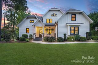 140 Tuskarora Point Lane, Mooresville, NC 28117