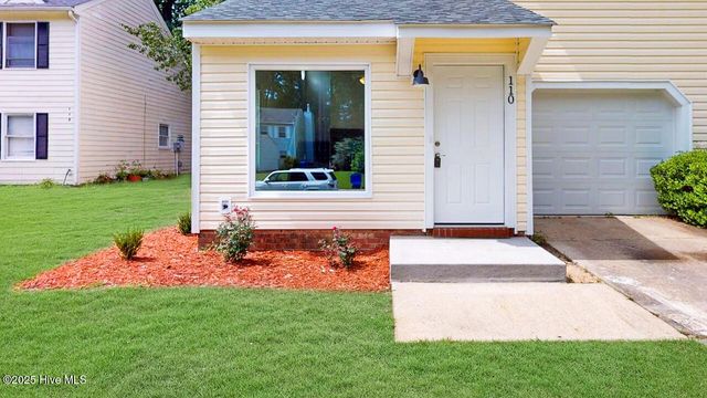110 Greenford Place, Jacksonville, NC 28540