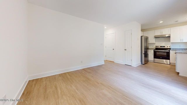 110 Greenford Place, Jacksonville, NC 28540