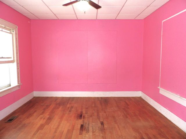 1007 E 14th, Winfield, KS 67156