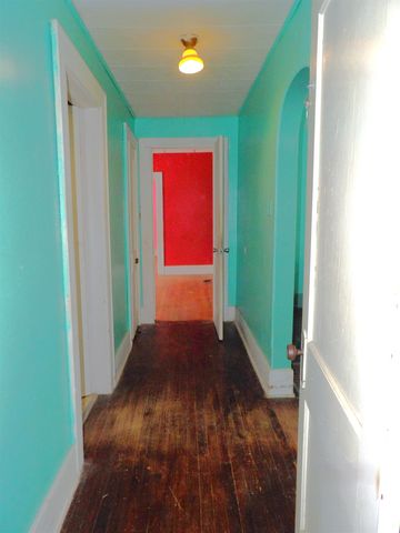 1007 E 14th, Winfield, KS 67156