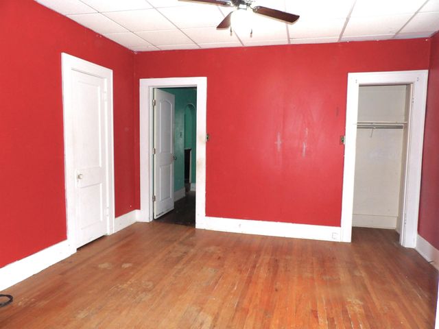 1007 E 14th, Winfield, KS 67156