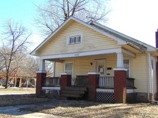 1007 E 14th, Winfield, KS 67156