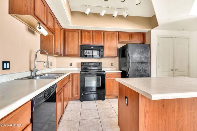 16825 N 14th Street 24, Phoenix, AZ 85022