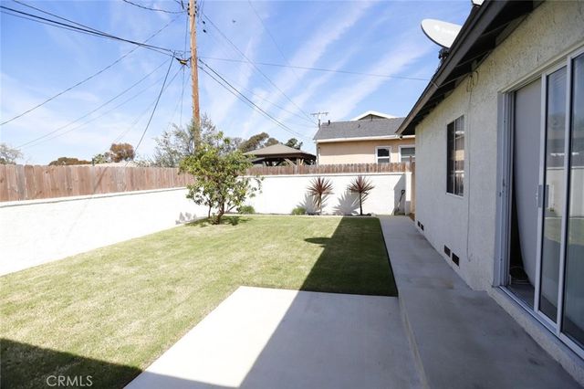 11925 Daleside Avenue, Hawthorne, CA 90250