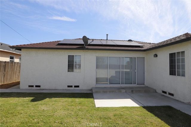 11925 Daleside Avenue, Hawthorne, CA 90250
