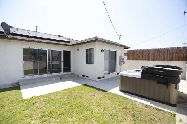 11925 Daleside Avenue, Hawthorne, CA 90250
