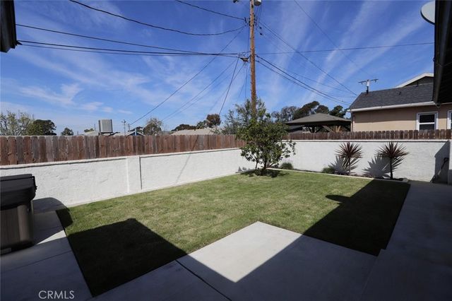 11925 Daleside Avenue, Hawthorne, CA 90250