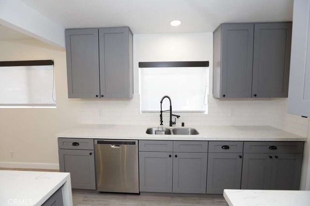 11925 Daleside Avenue, Hawthorne, CA 90250