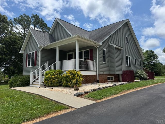166 Dutch Lane, Appomattox, VA 24522