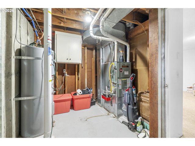 3034 Se 170TH Ave, Portland, OR 97236