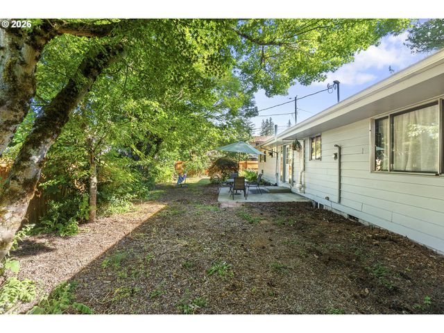 3034 Se 170TH Ave, Portland, OR 97236