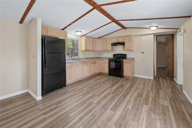 719 STATE ROAD 26, Melrose, FL 32666