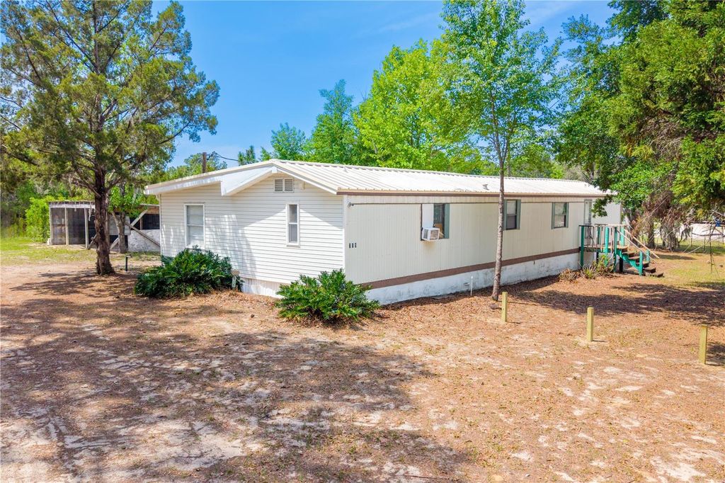 719 STATE ROAD 26, Melrose, FL 32666
