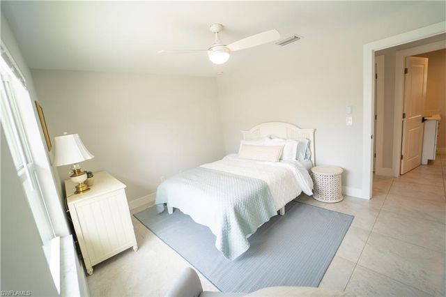 27302 Dortch AVE 304, Bonita Springs, FL 34135