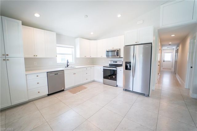 27302 Dortch AVE 304, Bonita Springs, FL 34135