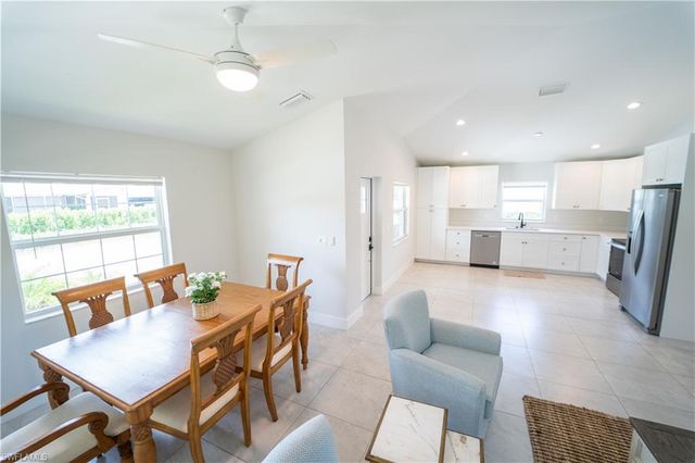 27302 Dortch AVE 304, Bonita Springs, FL 34135