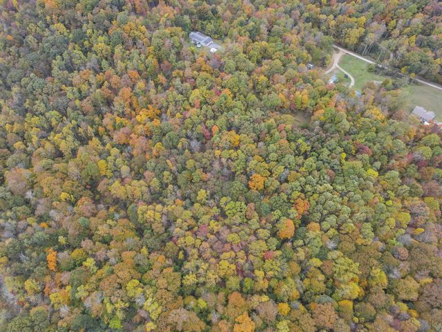 9600 Larimer Road, Logan, OH 43138