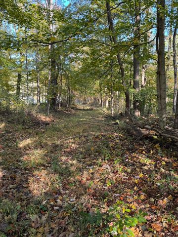 9600 Larimer Road, Logan, OH 43138