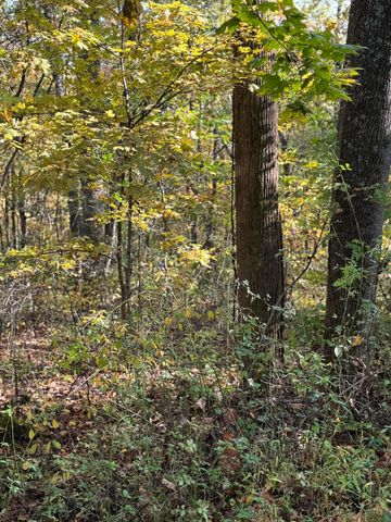 9600 Larimer Road, Logan, OH 43138