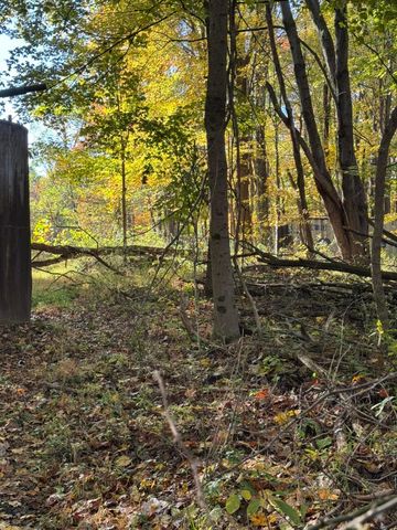 9600 Larimer Road, Logan, OH 43138