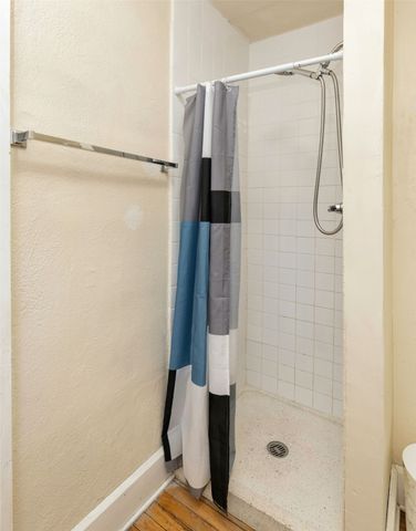 503 E Tiffin Avenue, Des Moines, IA 50313