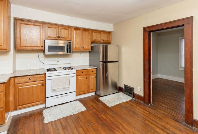 503 E Tiffin Avenue, Des Moines, IA 50313