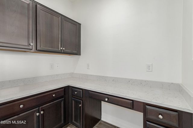 6485 E Via Jardin Verde, Tucson, AZ 85756