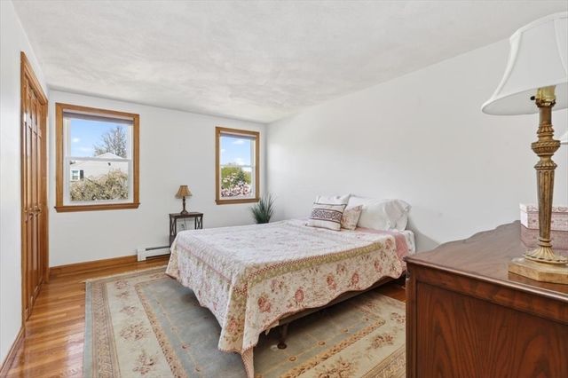111 Barstow Dr, Braintree, MA 02184