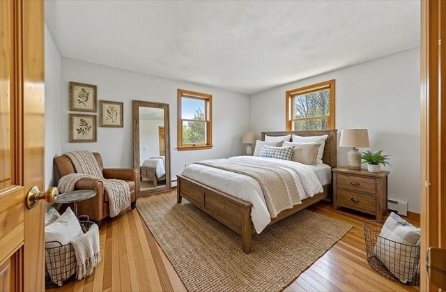 111 Barstow Dr, Braintree, MA 02184