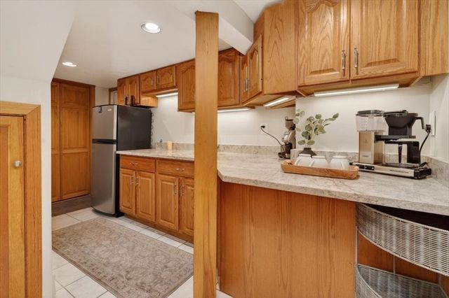 111 Barstow Dr, Braintree, MA 02184