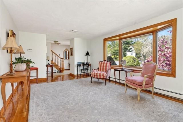 111 Barstow Dr, Braintree, MA 02184