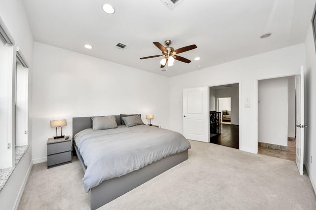 146 Carson Court, Houston, TX 77004